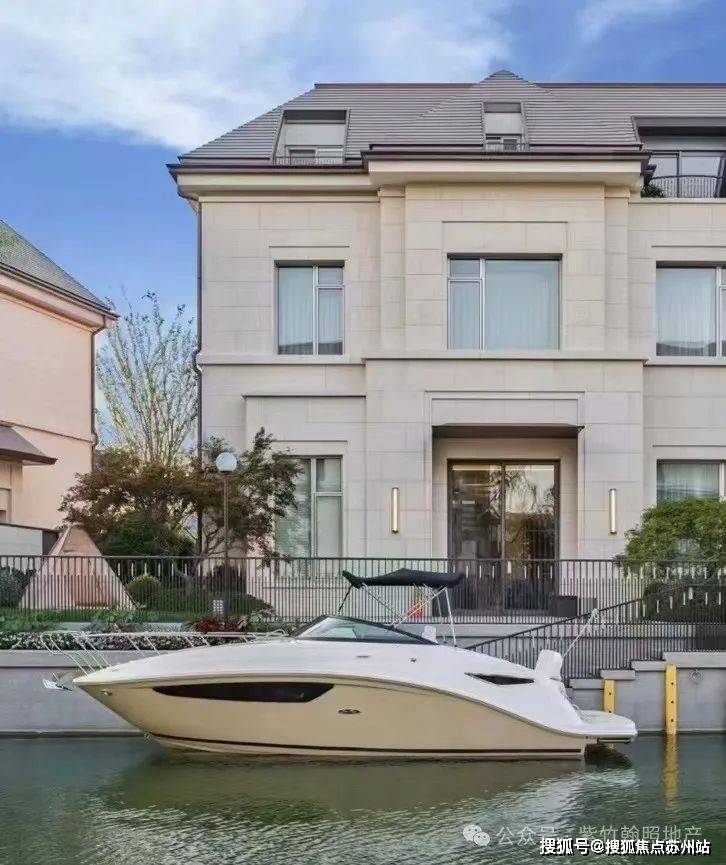 →楼盘百科→首页网站→楼盘百科→首页网站→24小时热线电话尊龙人生就是博兰香湖贰